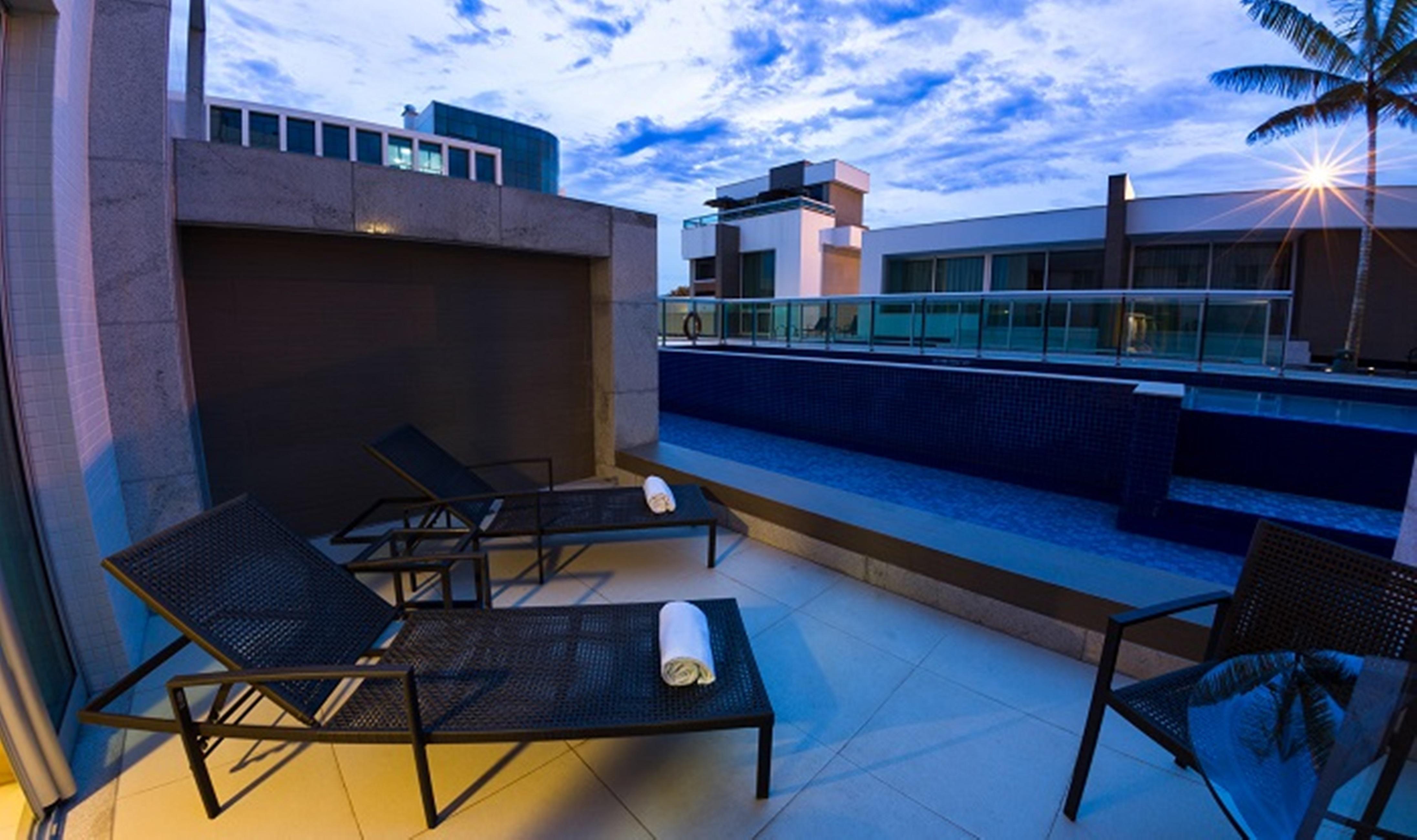 Jade Hotel Brasilia Candangolandia 외부 사진 Rooftop pool at the hotel