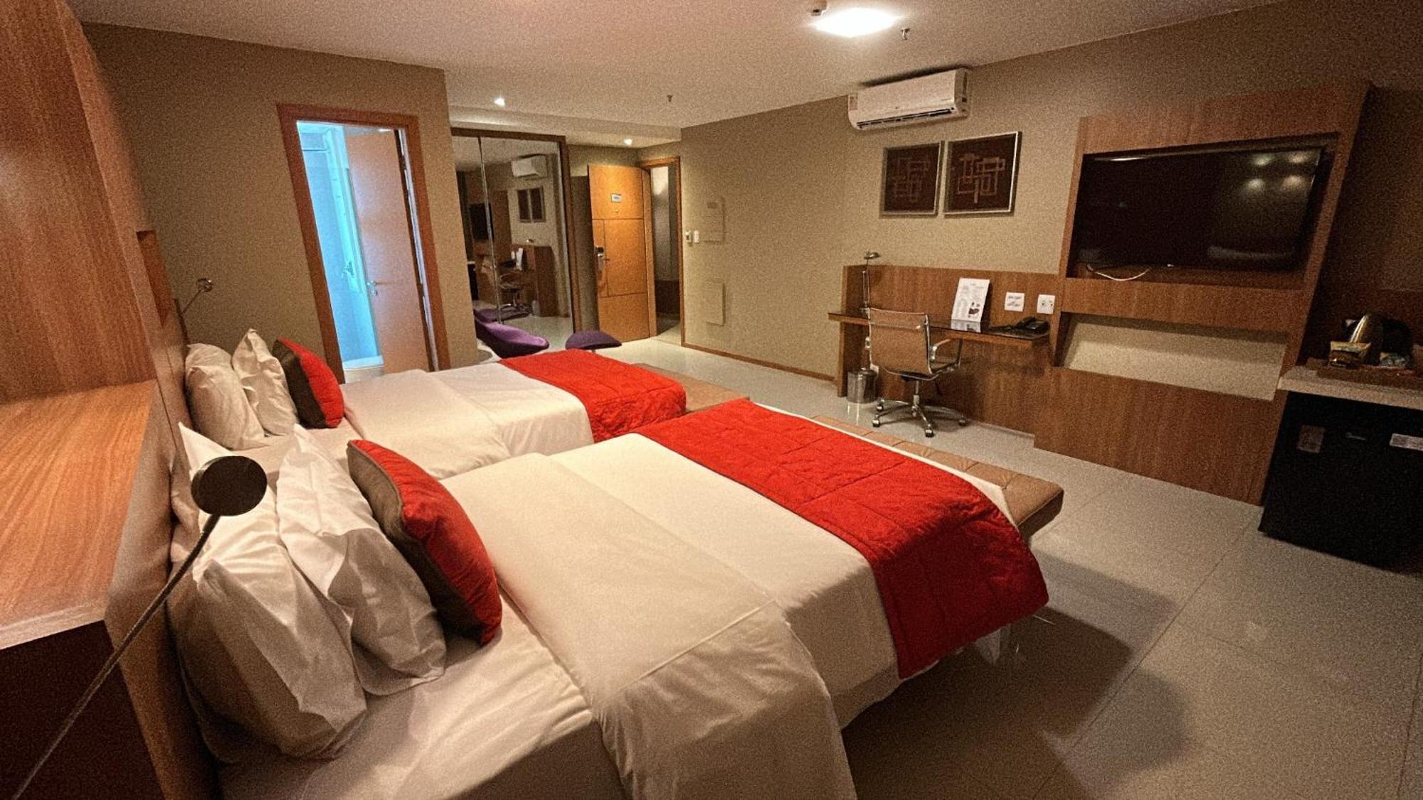 Jade Hotel Brasilia Candangolandia 외부 사진 A room at the hotel